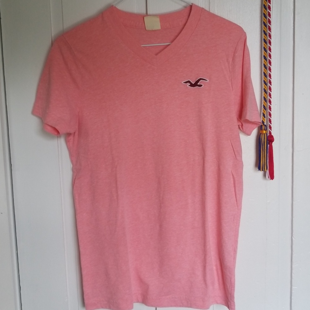 hollister pink v-neck tee